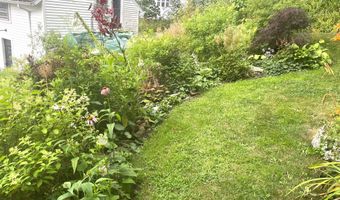 17 James St, Bangor, ME 04401