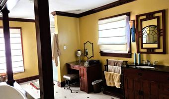 1215 Central Ave, Auburn, NE 68305