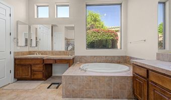 2136 W CAMARGO Dr, Anthem, AZ 85086