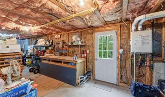 130 Village Hill Ln, North Kingstown, RI 02852
