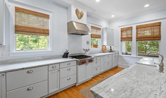 592 Kinnakeet Way, Bald Head Island, NC 28461