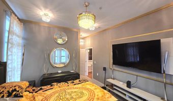 1209 N CHARLES St 202, Baltimore, MD 21201