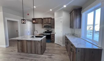 1160 Alpine Dr, Chubbuck, ID 83202