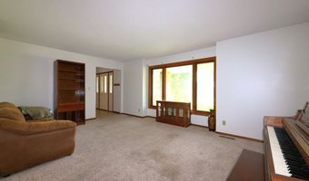 2003 Polk Dr, Ames, IA 50010