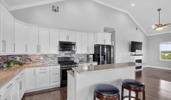 4040 Borneo St, Bay St. Louis, MS 39520
