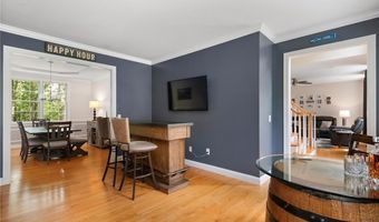 4 Morning Star Ct, Lincoln, RI 02865