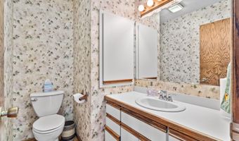 519 SE 13th, Dyersville, IA 52040