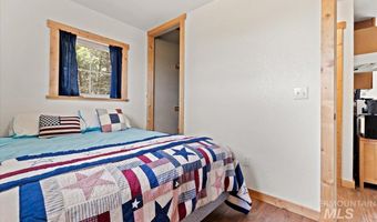 10169 Timberrim Dr, Cascade, ID 83611