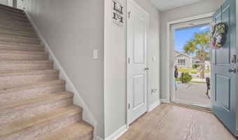 798 Woodland Farms Cir, Aynor, SC 29511