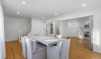 948 Wayne St, Bridgeport, CT 06606