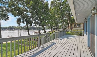 42385 N Woodbine Ave, Antioch, IL 60002