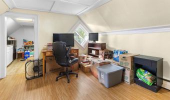 25 Winter St, Bangor, ME 04401