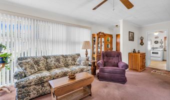 14 Larboard St, Beachwood, NJ 08722