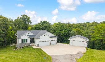 24261 Trail Ridge Ct, Adel, IA 50003