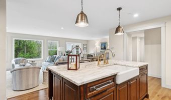 55 Forest Dr, Arundel, ME 04046