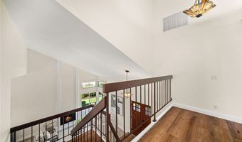 719 S Goldfinch Way, Anaheim, CA 92807