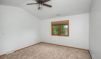 4529 Webster St, Ames, IA 50014