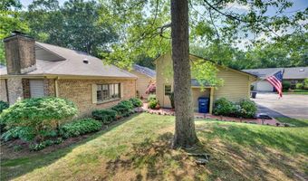 123 Pine Glen Dr, East Greenwich, RI 02818