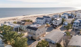 211 Stratford Ave, Beach Haven, NJ 08008