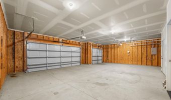 5283 N Toben Ct, Bel Aire, KS 67226