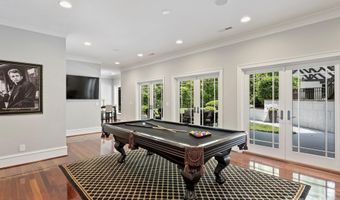 2207 Trapper Ct, Charlotte, NC 28270