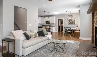 139 Linden St, Arden, NC 28704