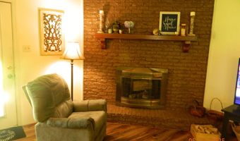 121 Leewood Dr, Arkadelphia, AR 71923