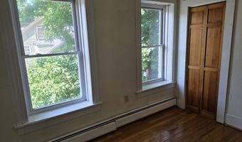 16 School St, Brattleboro, VT 05301