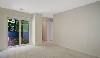 203 W GLENDALE Ave, Alexandria, VA 22301