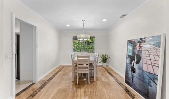 925 Moody Dr, Escondido, CA 92027