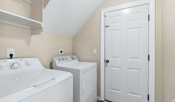 406 Viburnum Creek Run, Avilla, IN 46710