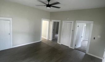801 S Main St, Bicknell, IN 47512