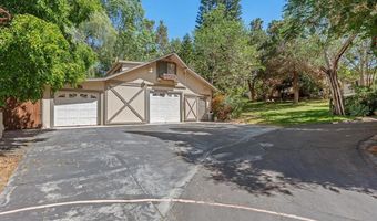 10880 Hess Dr, La Mesa, CA 91941