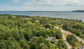 48 Old Searsport Ave, Belfast, ME 04915