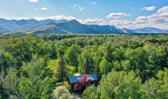 1301 Glen Aspen Dr, Bellevue, ID 83313