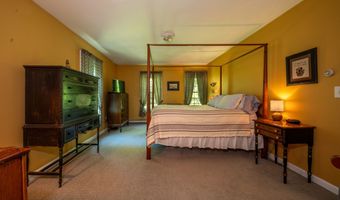 140 Ironworks Rd, Clinton, CT 06413