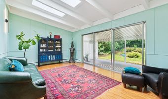 2422 Essex, Ann Arbor, MI 48104