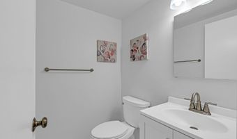 2515 E Olive Ave 2K, Arlington Heights, IL 60004
