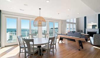 8 Jibsail Dr, Bayville, NJ 08721