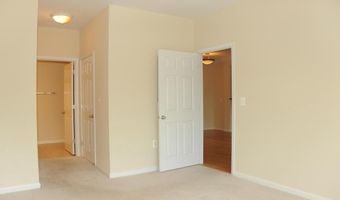 4850 EISENHOWER Ave #217, Alexandria, VA 22304