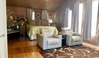 1412 S Carnation, Aurora, MO 65605