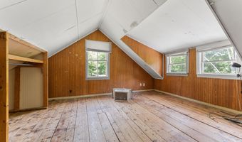 499 Augusta Rd, Belgrade, ME 04917