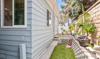 7326 San Bartolo St 220, Carlsbad, CA 92011
