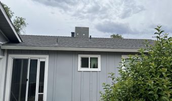 1437 Hemlock Ave, Anderson, CA 96007