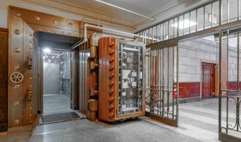 90 State St, Albany, NY 12207