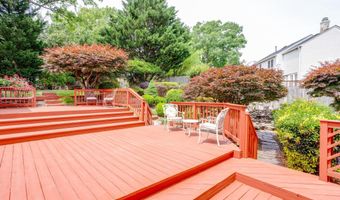 4918 SUNSET Ln, Annandale, VA 22003