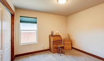 870 Humboldt Peak Ln, Berthoud, CO 80513