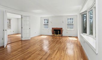 19 Highland Dr, Amherst, NH 03031