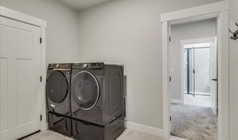 5612 OPAL Dr, Cheyenne, WY 82009
