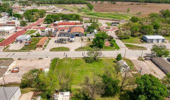 313 N Walnut St, Augusta, KS 67010